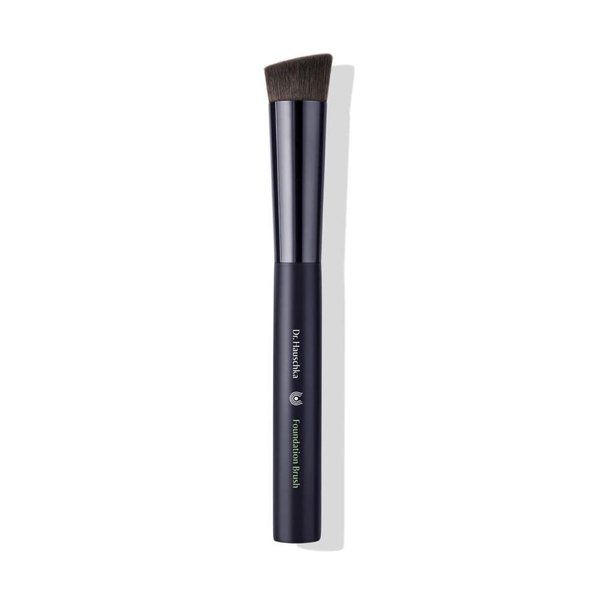 Dr. Hauschka Foundation brush