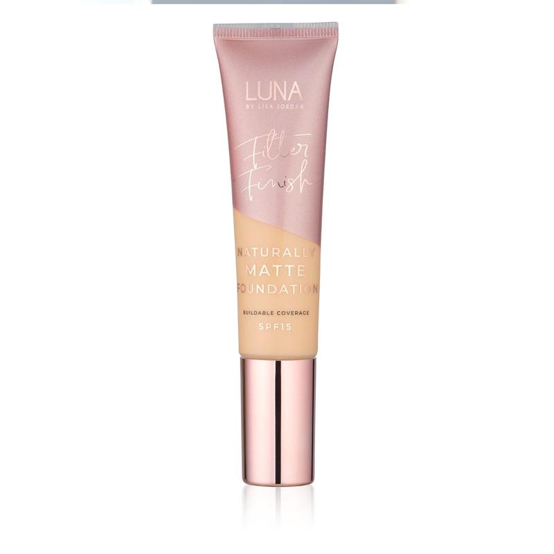 Luna by Lisa Filter Finish Naturally Matte Foundation SPF 15. 1 - Fair